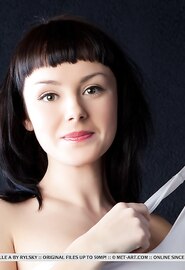 Os seios perfeitos de uma linda garota russa