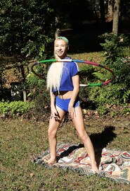 La chatte du jeune Kenzie Reeves est délicieuse