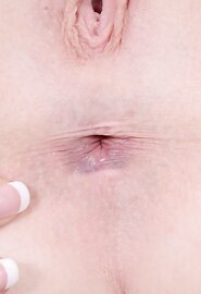 Wat een poesje heeft de MILF, wat een verdomde verontwaardiging