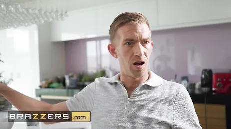 Fransk MILF kan inte fatta hur stor den mannen är!!