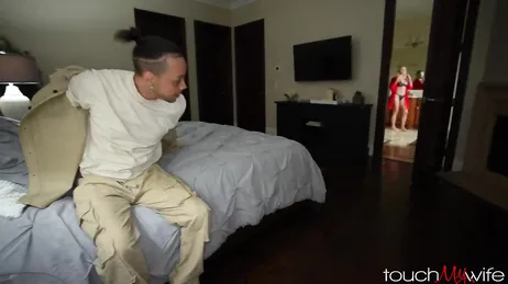 Mio marito, un bastardo, si eccita guardandomi scopare con altri uomini.