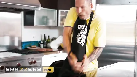 Se você não fizer barulho, meu marido não vai ouvir nada, entendeu?