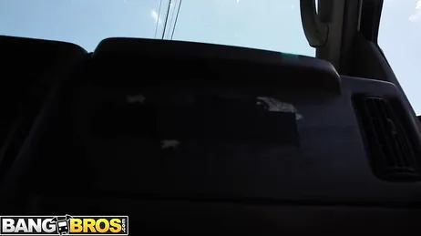 Um rapaz me oferece para gravar um pornô com ele e eu nem penso nisso, sinceramente.