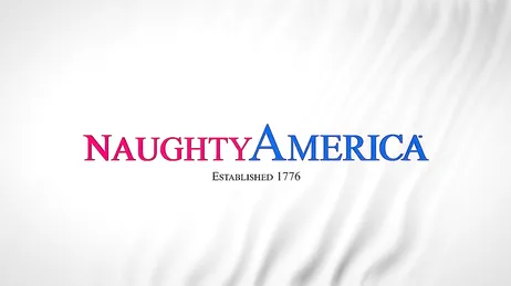 Chi sta chiamando questa mamma? Credo che voglia un pompino.