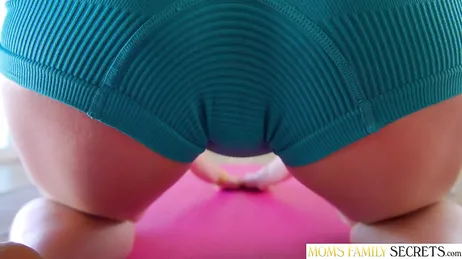 Mais mon fils... qu'est-ce que tu caches là ?