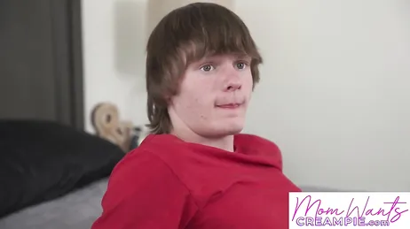 La donna delle pulizie cerca di riscaldare i due ragazzi