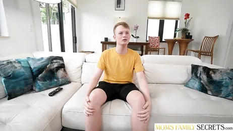 Sohn, wie steht mir das Kleid? Mein Po sieht darin gut aus, oder?