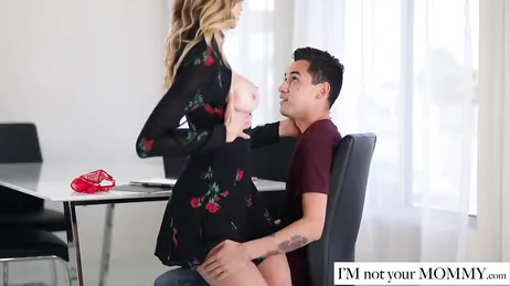 Maman veut que j'arrête d'étudier pendant un certain temps, je vais devoir obéir...