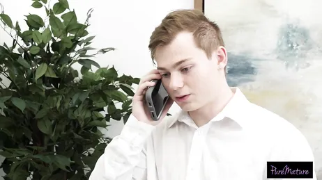 Jag vägrar titta på min mammas rumpa, jag är inte så svinaktig.