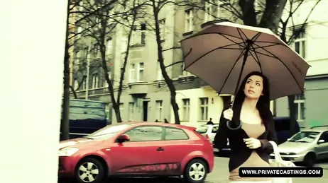 Una mora sexy si lascia usare nel casting della segretaria xxx