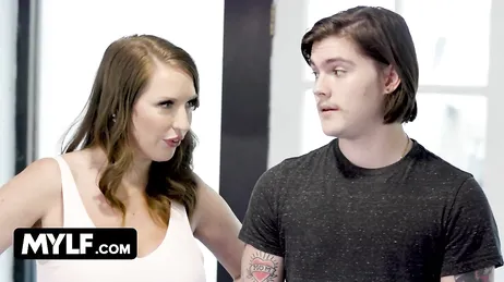 Mamma och hennes vän visade mig sina bröst, för tusan, vad ska jag göra nu?