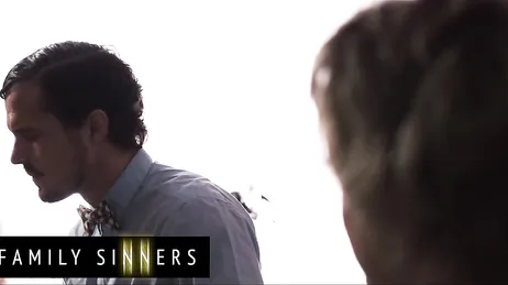 Der Freund ihres Mannes kommt sie besuchen, wenn er weiß, dass sie allein zu Hause ist.