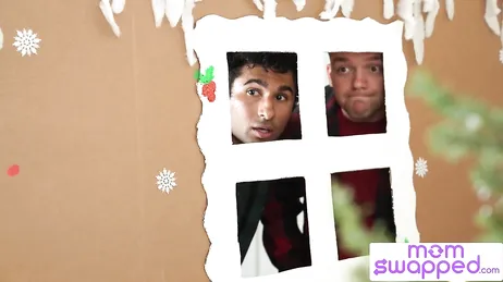 Tochter, dein Freund und sein Kumpel haben ihre Schwänze schon draußen, das sind Schweine.