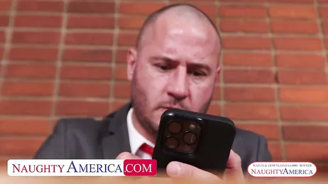 Meu chefe me fode antes da reunião de trabalho.