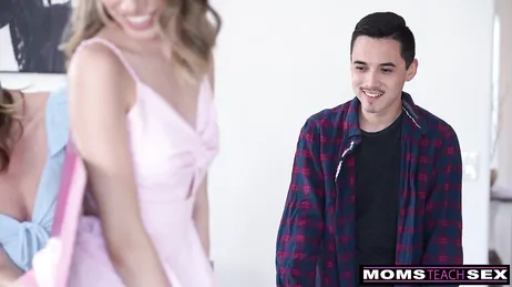 Dotter, vilken kuk din vän har, den är så stor och så hård!!