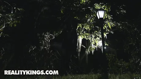 Ich kann es nicht fassen, wir haben die Porno-Version von Harry Potter!!