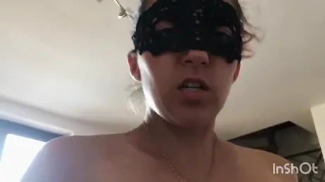 Amateur couple enjoys a good fuck in front of the webcam