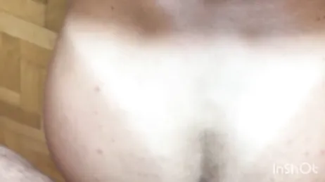 Un couple amateur italien prend son pied avec une fellation et une baise en POV.