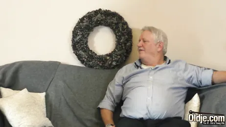 Twenty-something slut gives her grandfather a fuck for Christmas: how sweet!!