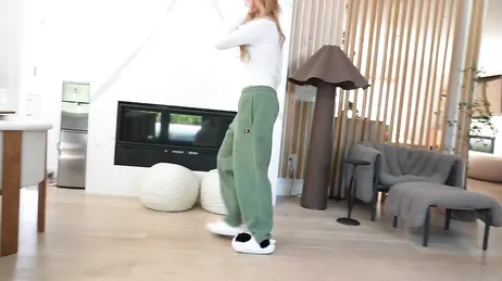 La femme de ma sœur, en plus d'être rousse, est une vraie salope, putain...