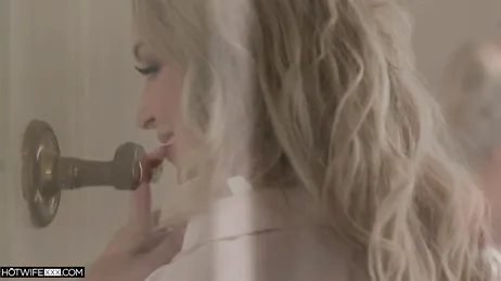 Så här vaknar mamma efter en underbar sexkväll