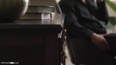 Big-breasted mom spreads her legs very easily