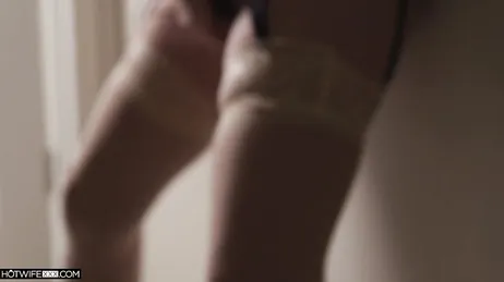 Big-breasted mom spreads her legs very easily