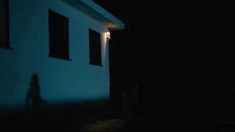 El paseo por el campo con mi vecina acaba con una follada de escándalo