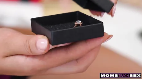 Schatje, wees niet zo egoïstisch, laat mij er ook een beetje van genieten, oké?