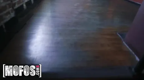 A que coño esperas joder? que pasa, que no me la quieres meter ..?