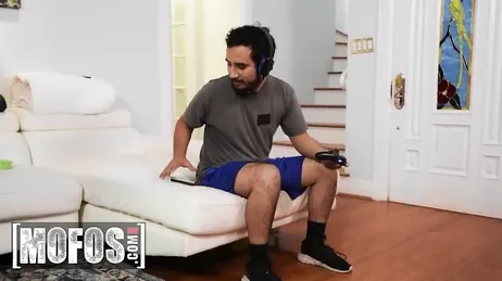 Mama, könntest du bitte die Tür schließen, wenn du aus der Dusche kommst?