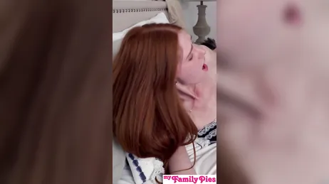 Una telecamera nascosta ha ripreso mio marito mentre faceva sesso con la donna delle pulizie.