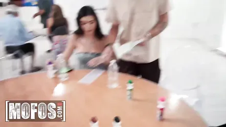 Je l'ai rencontrée lors d'une réunion de travail et nous avons fini par coucher ensemble le même jour.