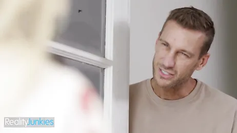 Es la primera vez que un paciente mío me come las tetas tan bien !!