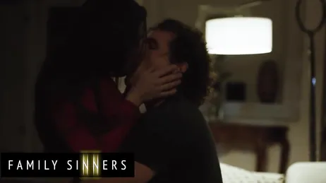 El tonteo con mi hermanastro acaba con una follada xXx que tenéis que ver