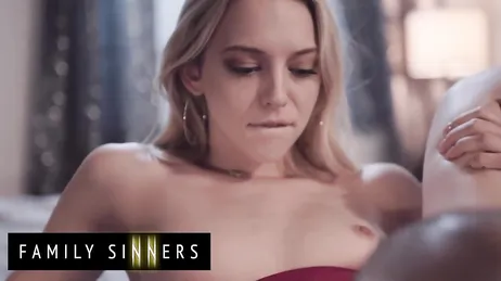 Papà viene nella mia stanza per darmi la buonanotte, che gentilezza...