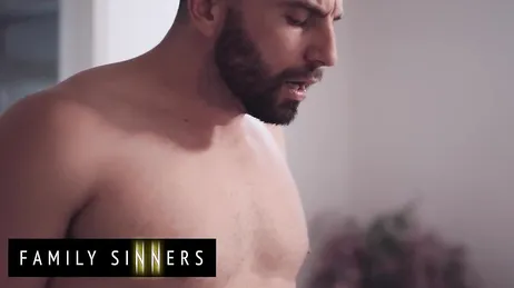 Como le gusta a la sexy Lulu Chu tener sexo con hombres casados