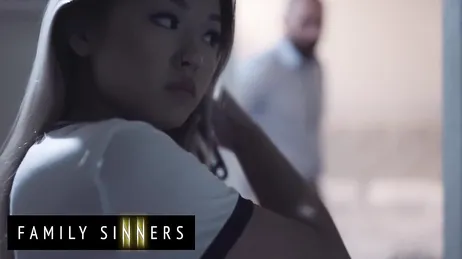 Como le gusta a la sexy Lulu Chu tener sexo con hombres casados