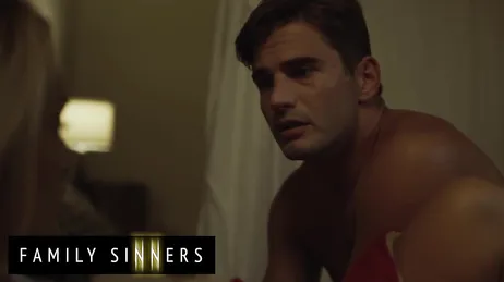 No puedo compartir piso con mi hermanastra, está demasiado buena