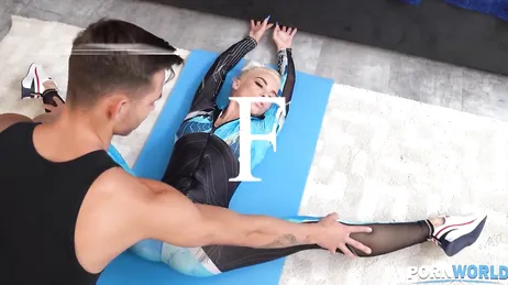 Doppelte Penetration xXx für die ukrainische Mutter Lara Frost .. !!