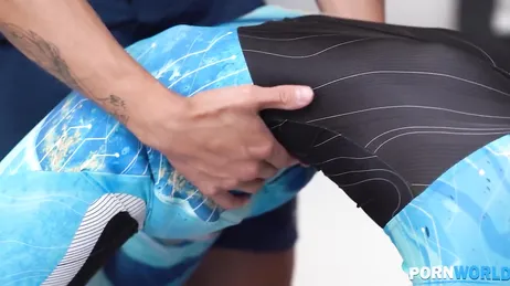 Doppelte Penetration xXx für die ukrainische Mutter Lara Frost .. !!