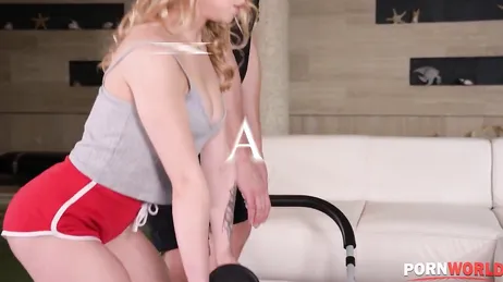 Dove vuoi andare con quella mano, miserabile? Non vorrai mica toccare il culo di mia madre, vero?