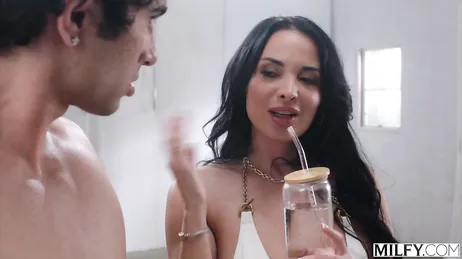 Mom goes into the sauna with a young man... does she want to have sex with him?