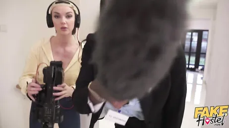 XXX threesome porno con due troie mature come Ebony Mystique e Lady Gang