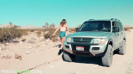 Certo che puoi fare due cose contemporaneamente: scopare, fare sesso e prendere il sole!