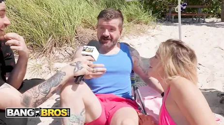 Ashley Alexander vient d'avoir un orgasme incroyablement intense, wow !!