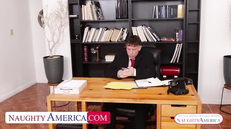 First day of work and they're already eating your pussy, Sona Bella?