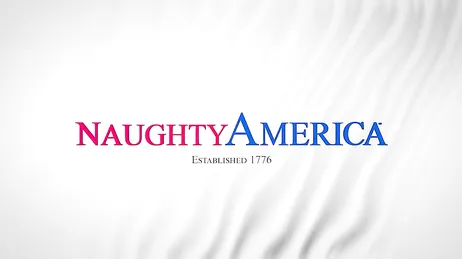 Une prof en chaleur fait un plan à trois avec deux de ses élèves !!