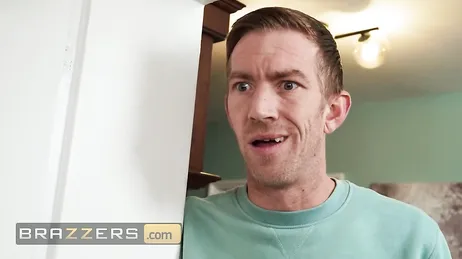 Ich kann es nicht fassen, dass der ganze Schwanz des Freundes meines Mannes in mich hineinpasst!!