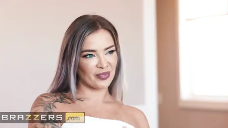 Wow, du har en fin rumpa, mamma! Inte konstigt att alla vill knulla dig!